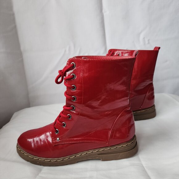 Laundry List Red patent leather Lace-up Boots Unisex size 9M. - Picture 2 of 13